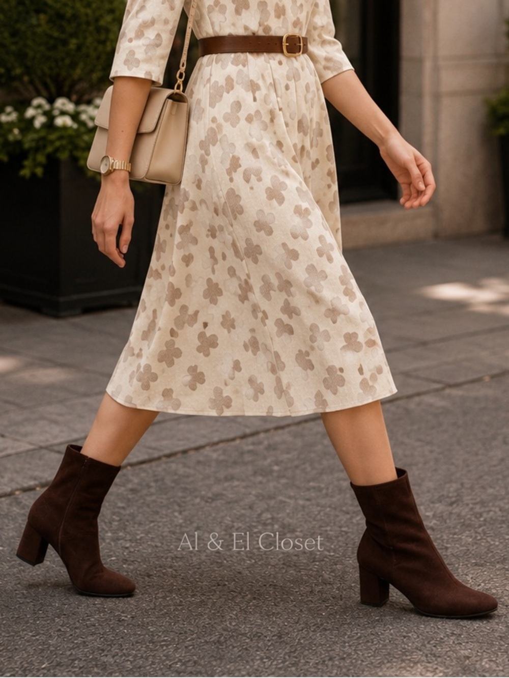 DKNY Espresso Brown Vegan Suede Ankle Boots Sz 10 Block Heel Chic New With Box